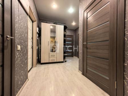 2-комн. квартира, посёлок городского типа Биокомбината, 17Б, #id1876339