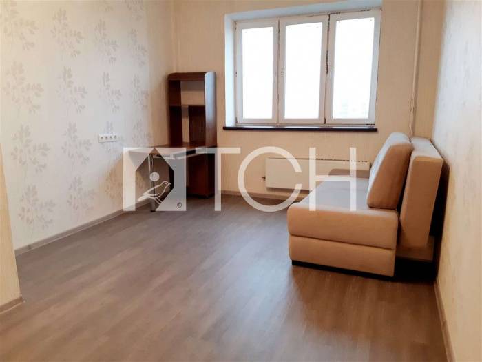 1-комн. квартира, Свердловский, ул Строителей, 8 #id272123