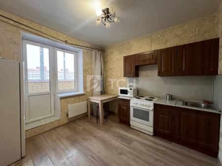 1-комн. квартира, посёлок городского типа Свердловский, Берёзовая улица, 4, #id1988110