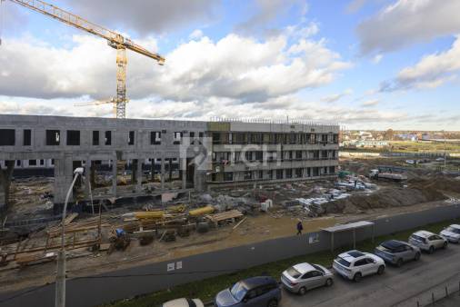 2-комн. квартира, посёлок городского типа Свердловский, улица Строителей, 3, #id1924697