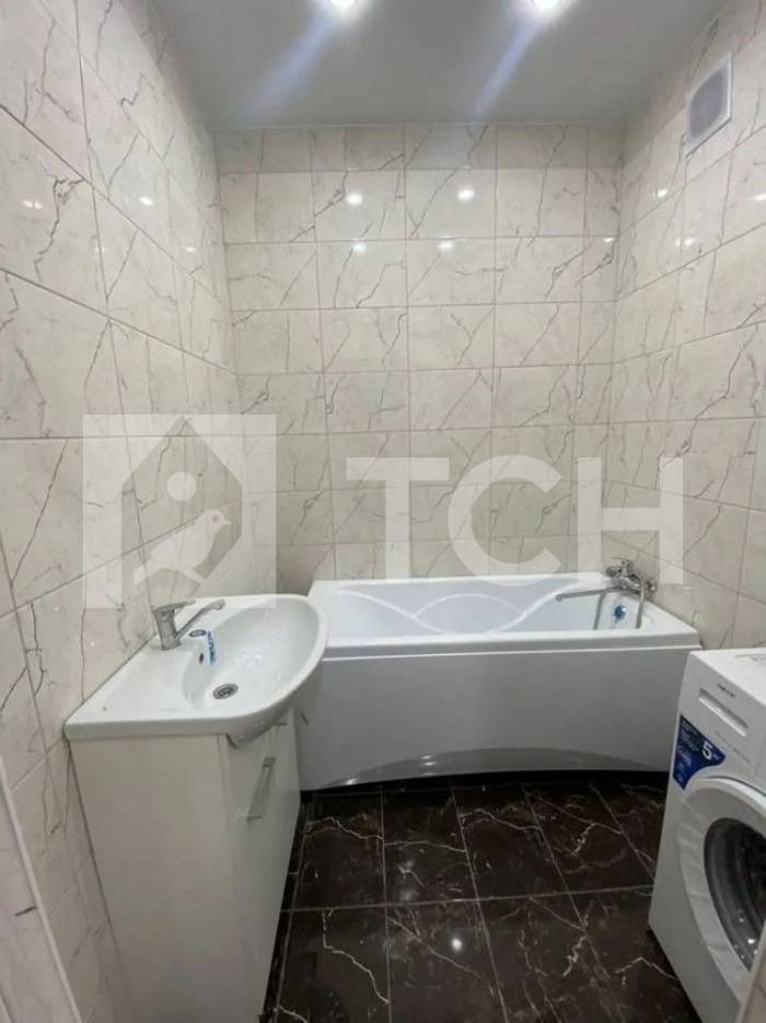 1-комн. Квартира, рабочий посёлок Свердловский, улица Строителей, 18, #id377734