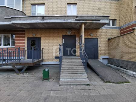 Квартира-студия, посёлок городского типа Свердловский, улица Михаила Марченко, 10, #id1946574