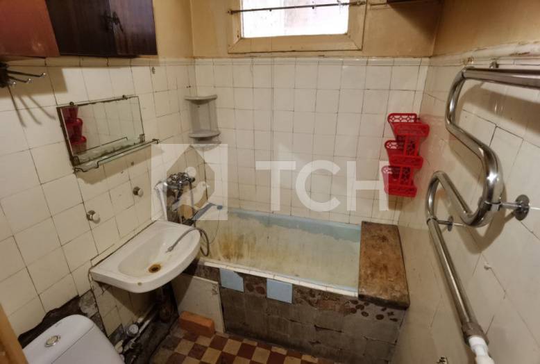 2-комн. Квартира, рабочий посёлок Лесной, улица Пушкина, 1, #id473203