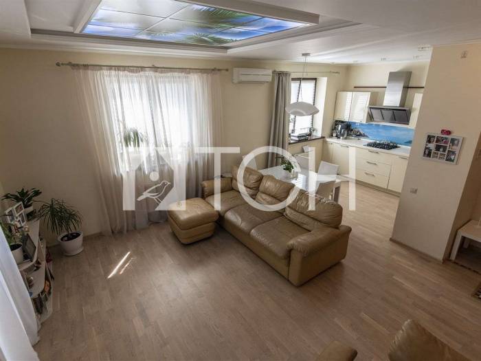 4-комн. квартира, Лесные Поляны, мкр Полянка, 162 #id282687