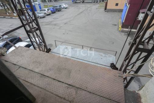 Коммерческая недвижимость, посёлок городского типа Свердловский, Центральная улица, 1, #id1978691