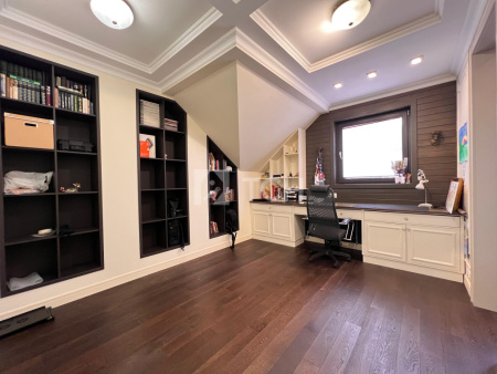 Дом, Новомосковский административный округ, деревня Мешково, Верхняя улица, 11, #id1139125