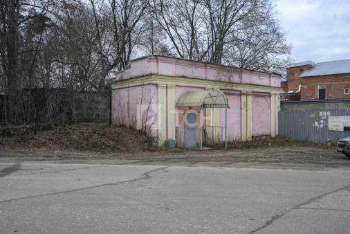Коммерческая недвижимость, посёлок городского типа Свердловский, Центральная улица, #id1978498
