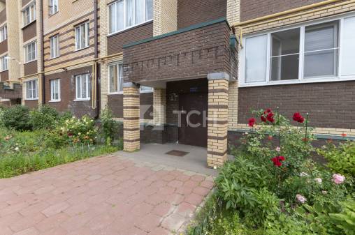 2-комн. квартира, рабочий посёлок Лесной, Школьная улица, 2А, #id1644035