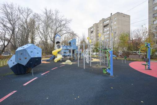 2-комн. квартира, Пушкино, Заводская улица, 10, #id1890779