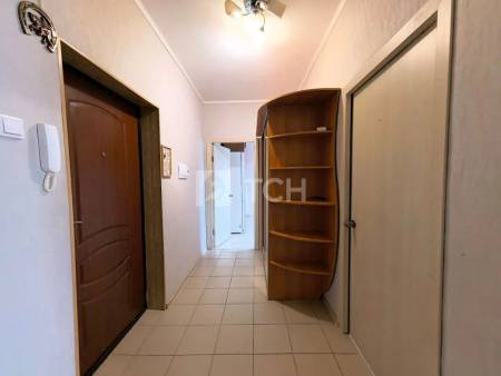2-комн. квартира, посёлок городского типа Свердловский, Берёзовая улица, 2, #id2283390