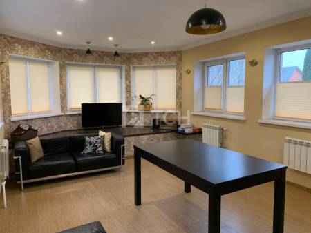 Дом, г.о. Пушкинский, посёлок городского типа Ашукино, Луговая улица, 2, #id1900408