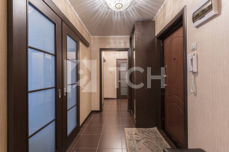 2-комн. Квартира, рабочий посёлок Свердловский, Набережная улица, 17, #id713279