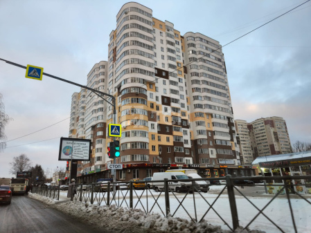 3-комн. квартира, Ивантеевка, Хлебозаводская улица, 30, #id890185