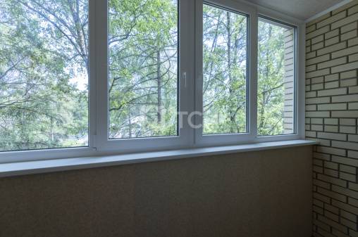 2-комн. квартира, рабочий посёлок Лесной, Школьная улица, 2А, #id1644035