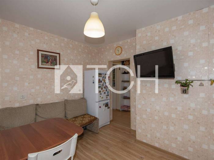 2-комн. квартира, Пироговский, ул Советская, 2а #id273251