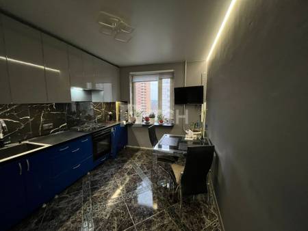 3-комн. квартира, посёлок Биокомбината, 27, #id1966096