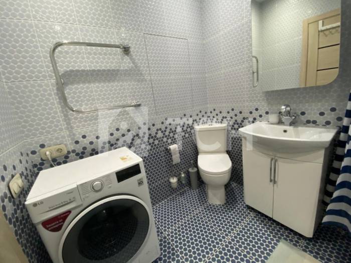 1-комн. Квартира, рабочий посёлок Свердловский, улица Строителей, 20, #id535830