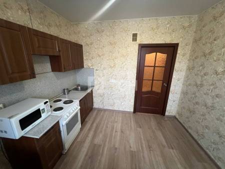 1-комн. квартира, посёлок городского типа Свердловский, Берёзовая улица, 4, #id1988110