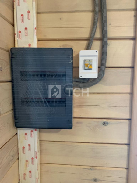 Дом, Владимирская область, Александровский район, коттеджный посёлок Заповедный остров, Лесная улица, 20, #id982042