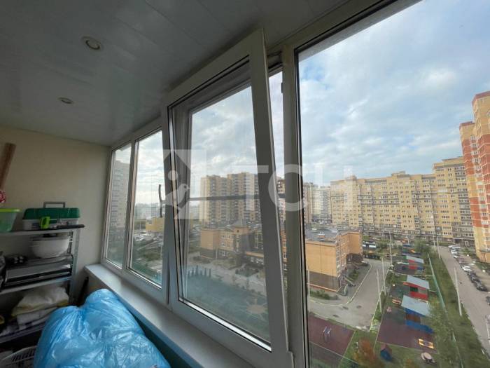 2-комн. Квартира, рабочий посёлок Свердловский, Заречная улица, 3, #id500292