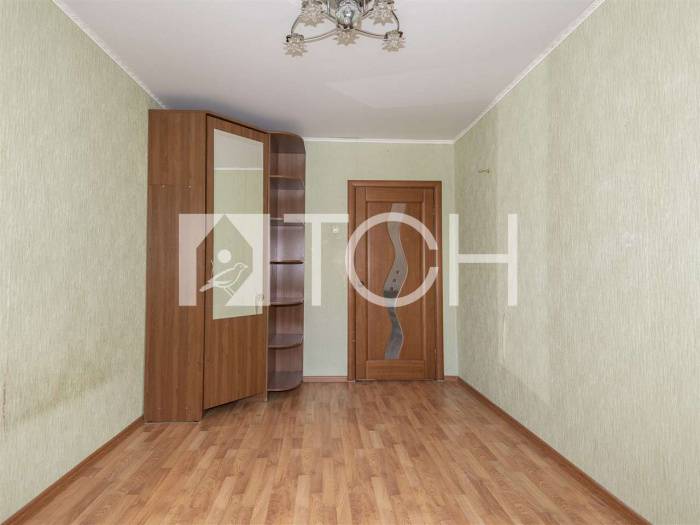 3-комн. квартира, Свердловский, ул Заводская, 3 #id258344