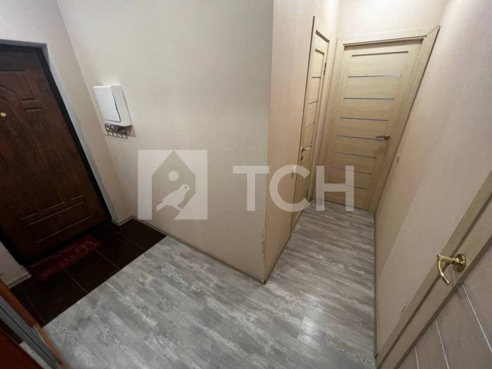 1-комн. Квартира, рабочий посёлок Свердловский, улица Строителей, 8, #id566871