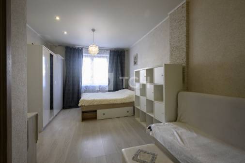 1-комн. квартира, посёлок городского типа Свердловский, Заречная улица, 7, #id1856431