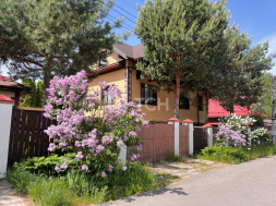 Дом, Новомосковский административный округ, деревня Мешково, Верхняя улица, 11, #id1139125