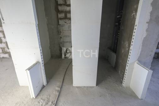 2-комн. квартира, посёлок городского типа Свердловский, улица Строителей, 3, #id1924697