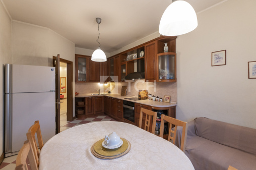 4-комн. квартира, Королёв, улица Маяковского, 4, #id1334786